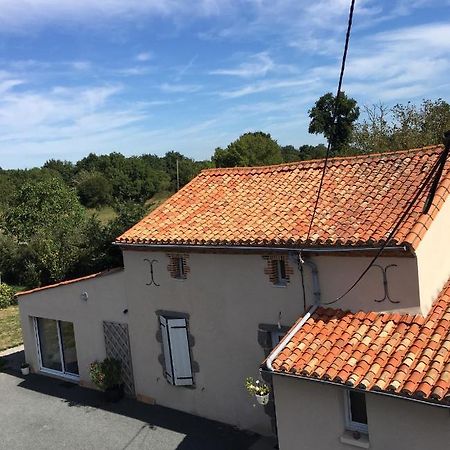 Gite Au Haras Les Aubiers Exterior photo